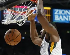 华体会官网-关于风云突变！新奥尔良鹈鹕今晚内部沟通，荷甲版图或变，更衣室稳定，医务组通报恢复的信息